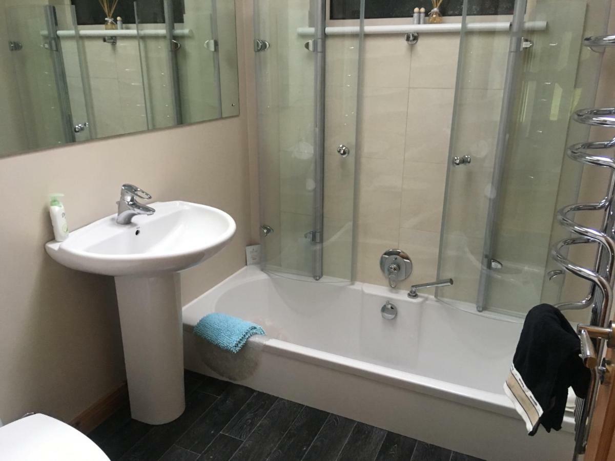 Burndavis Lodge Ballymena Ngoại thất bức ảnh