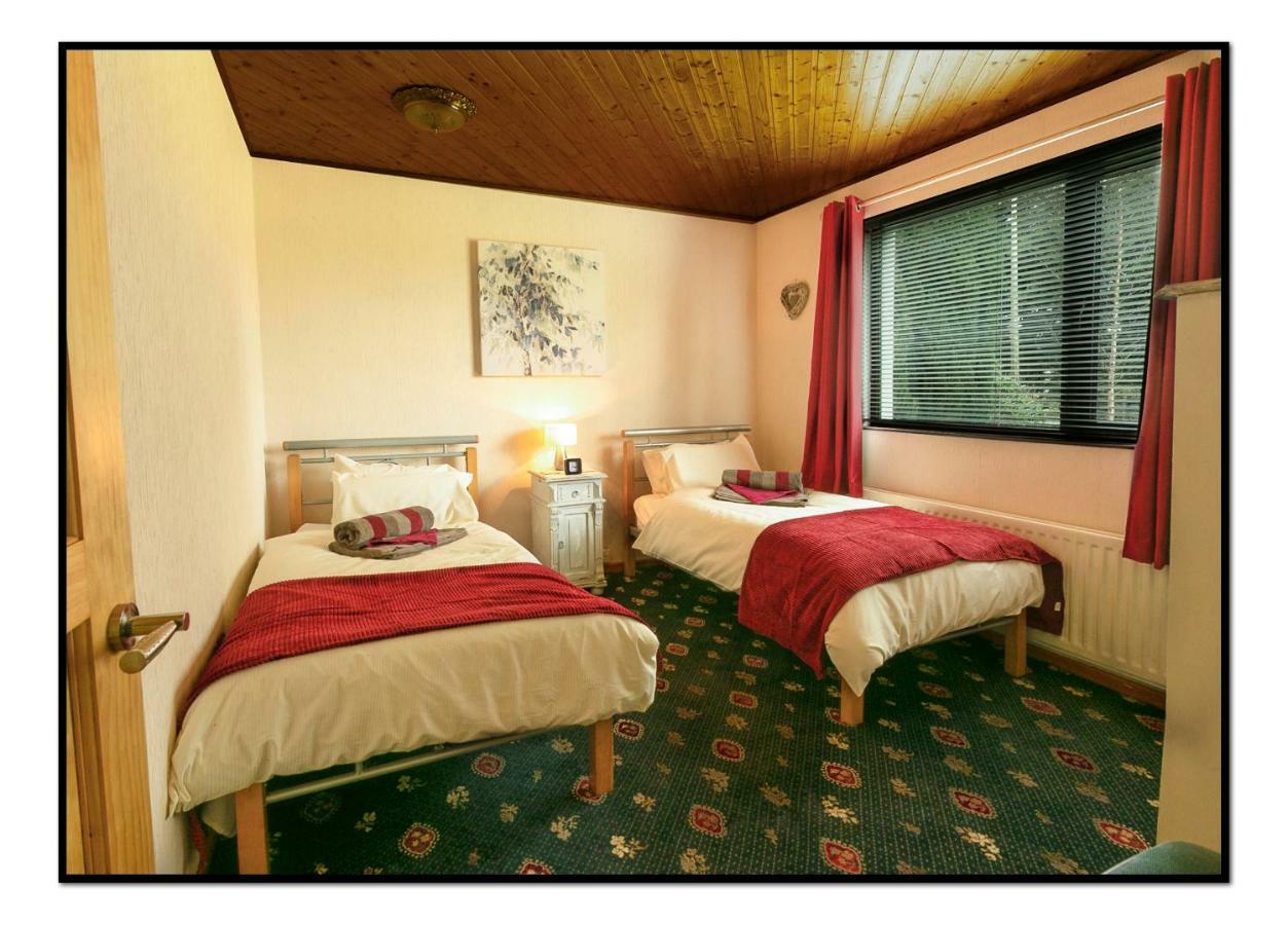 Burndavis Lodge Ballymena Ngoại thất bức ảnh